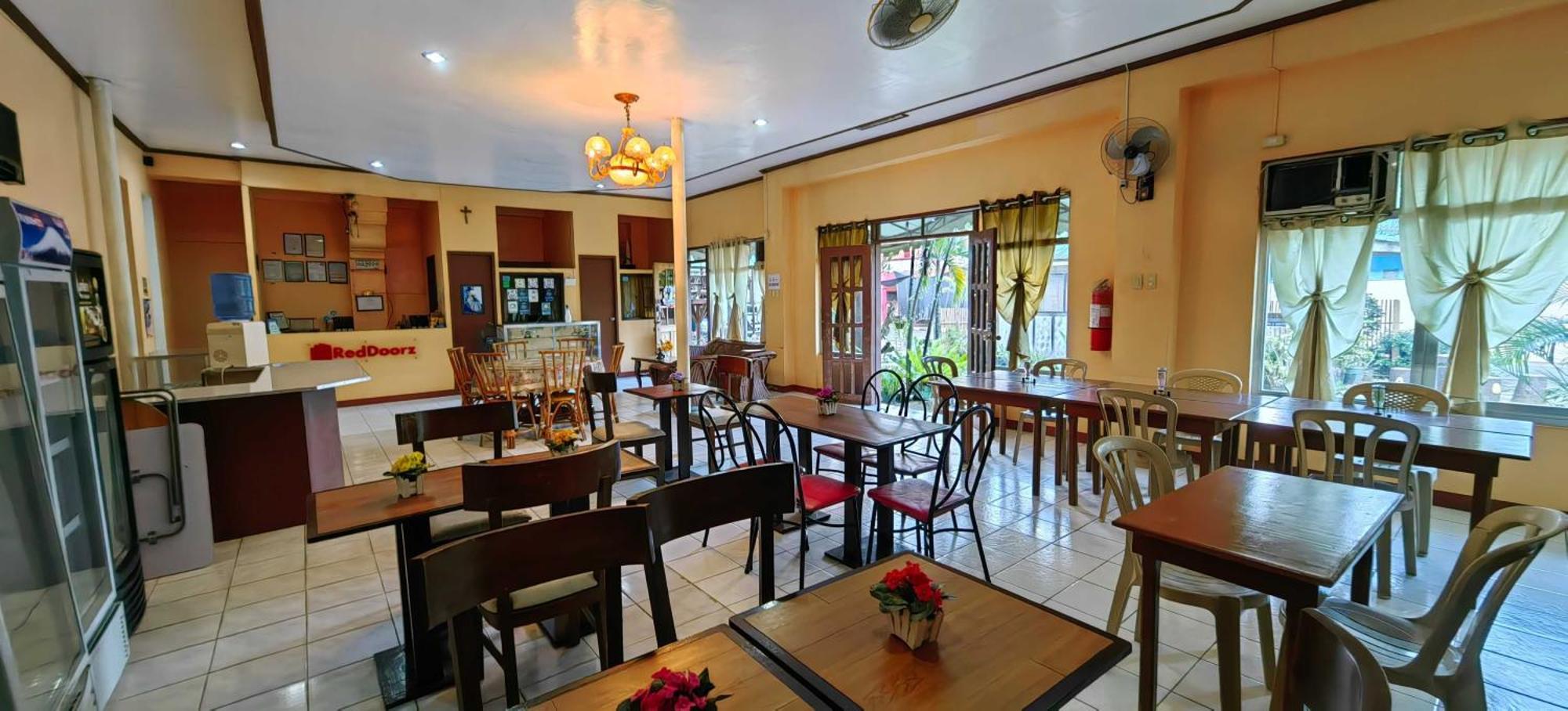 Oyo 1038 William Hearts Pension Puerto Princesa Εξωτερικό φωτογραφία