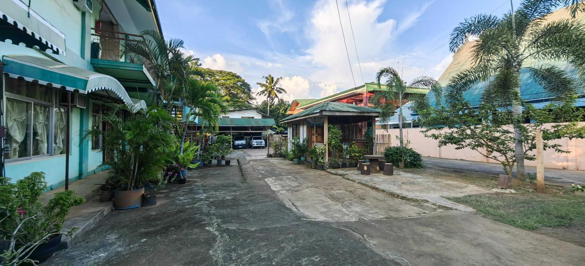 Oyo 1038 William Hearts Pension Puerto Princesa Εξωτερικό φωτογραφία