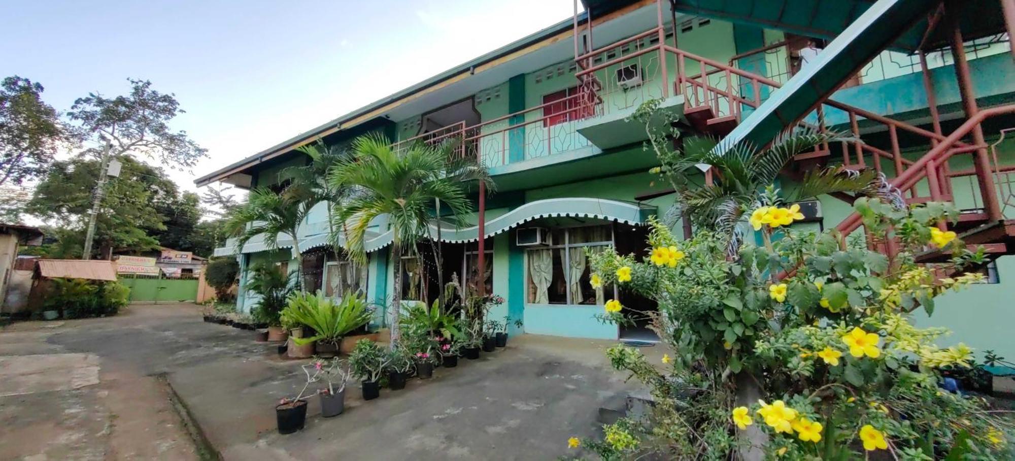Oyo 1038 William Hearts Pension Puerto Princesa Εξωτερικό φωτογραφία